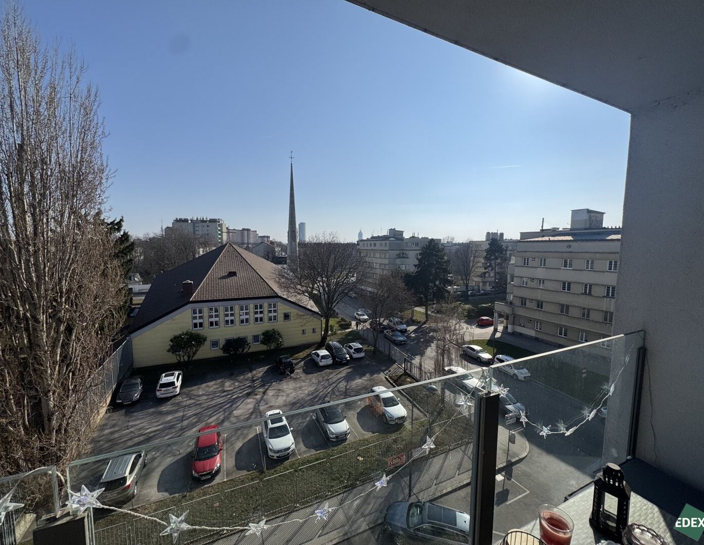 Attraktive 2-Zimmer-Wohnung mit Loggia und inkl. Garagenplatz nahe Klinik Floridsdorf