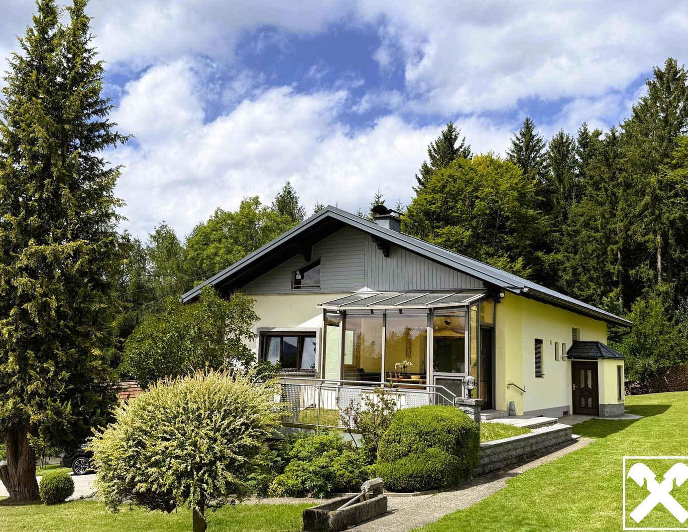 Ruheoase mit großem Garten und Naturblick