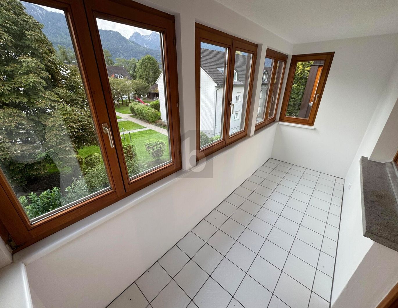 GUT EINGETEILT IN TOP LAGE ZUM TOP PREIS