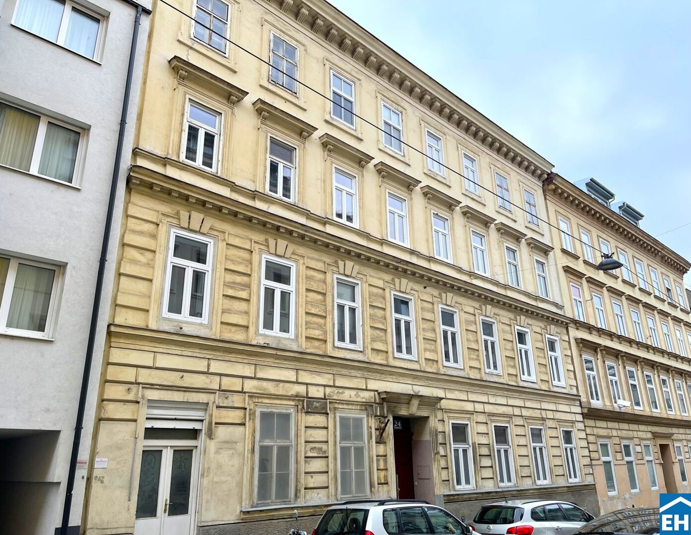 Einzigartige Renovierungschancen: befristet vermietete Wohnung in historischer Umgebung