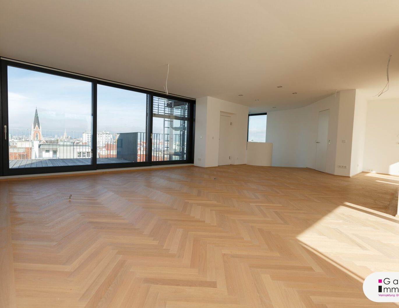 Außergewöhnliches Penthouse mit großen Terrassen und Fernblick