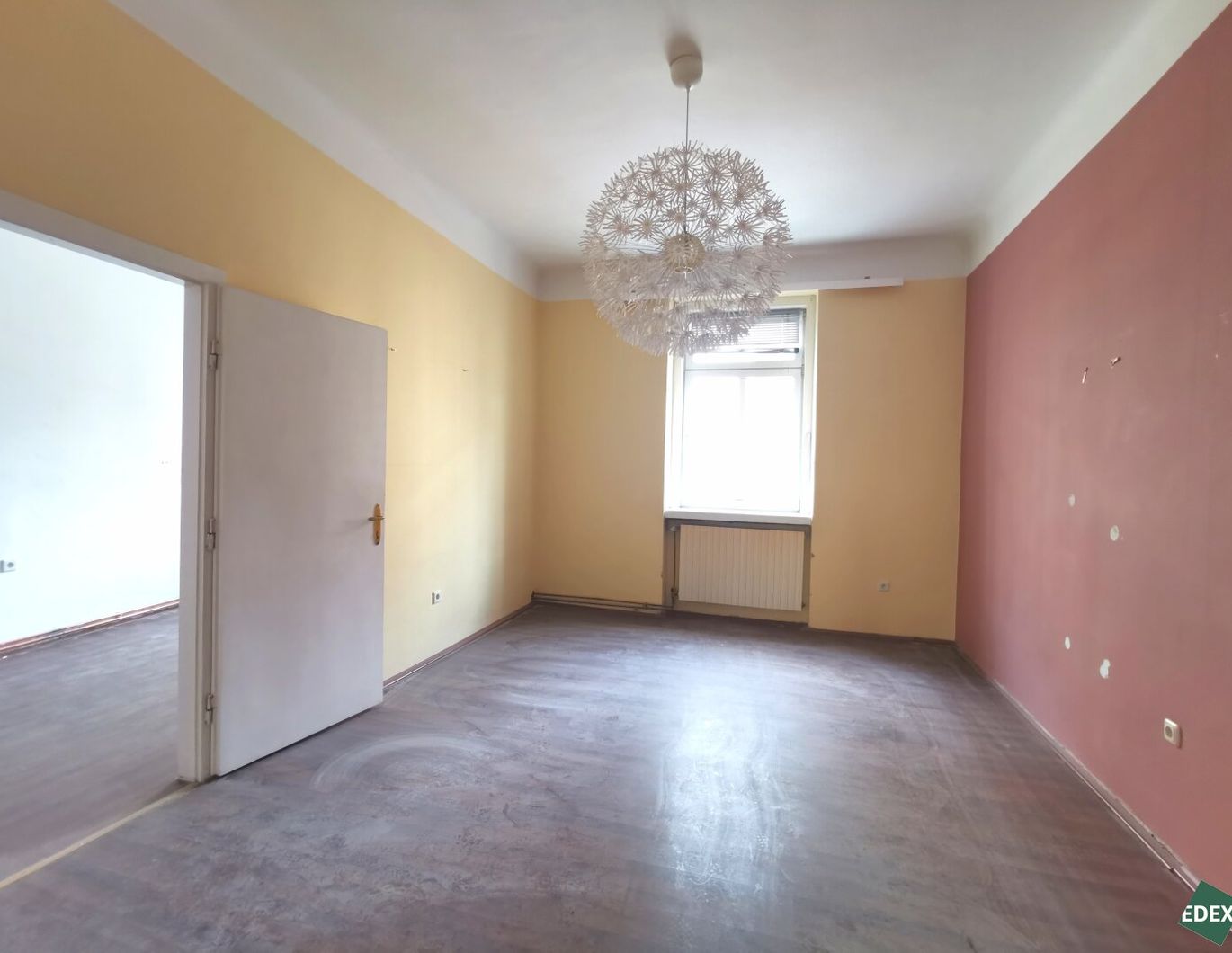Sanierungsbedürftige Zwei-Zimmer-Wohnung unweit vom Donaukanal