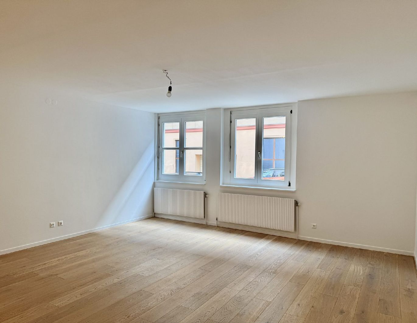 Moderne 1-Zimmer-Gartenwohnung beim Schubertpark mit einladendem Gartenbereich