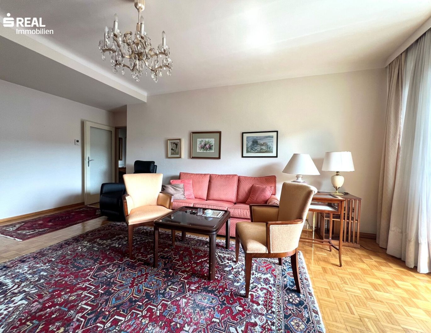 3 Zimmer Wohnung mit großer Loggia