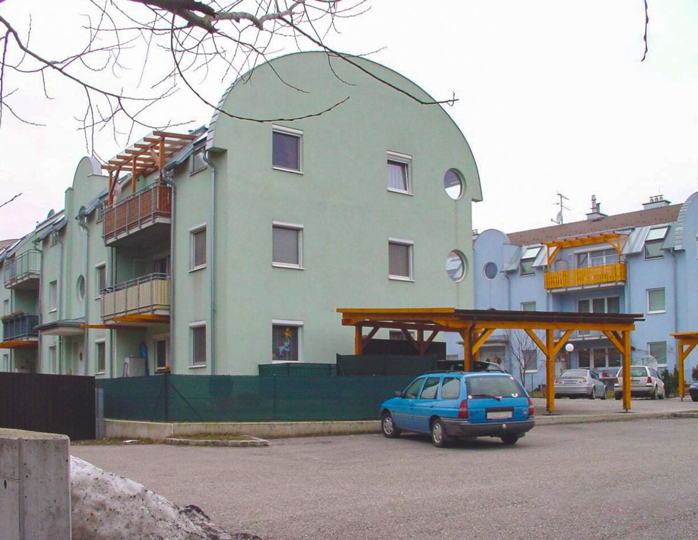 Gut aufgeteilte Familienwohnung mit Loggia