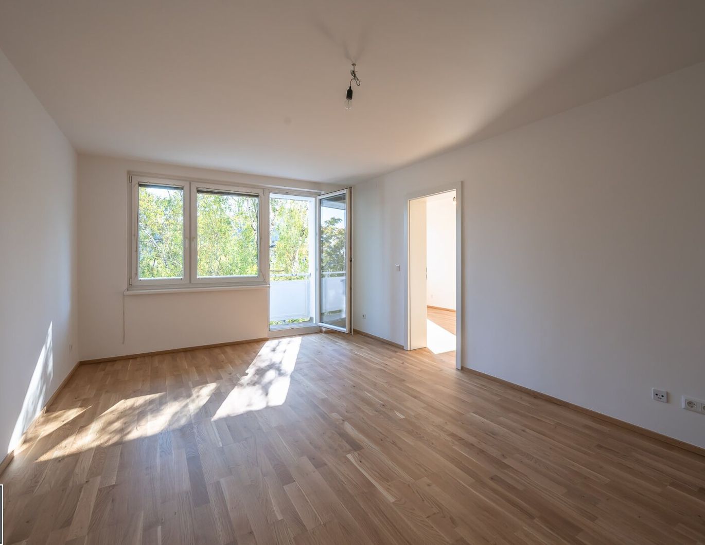 vermietete / generalsanierte 3-Zimmer Wohnung mit hofseitiger Loggia im 3. Stock (ohne Lift)