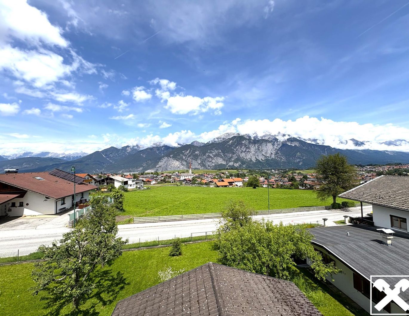 Ihr neues Zuhause in den Alpen - Charmante 4-Zimmer-Wohnung in Axams mit traumhaftem Ausblick