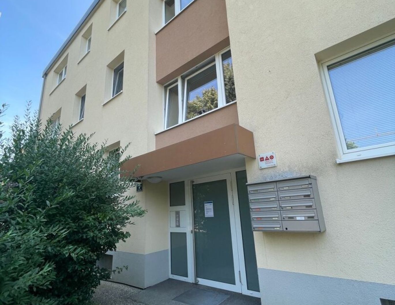 Geräumige 3-Zimmerwohnung mit 81 m² inkl. Loggia nahe Altstadt Schärding, Schulen und Einkaufsmöglichkeiten! Ab Dezember verfügbar!