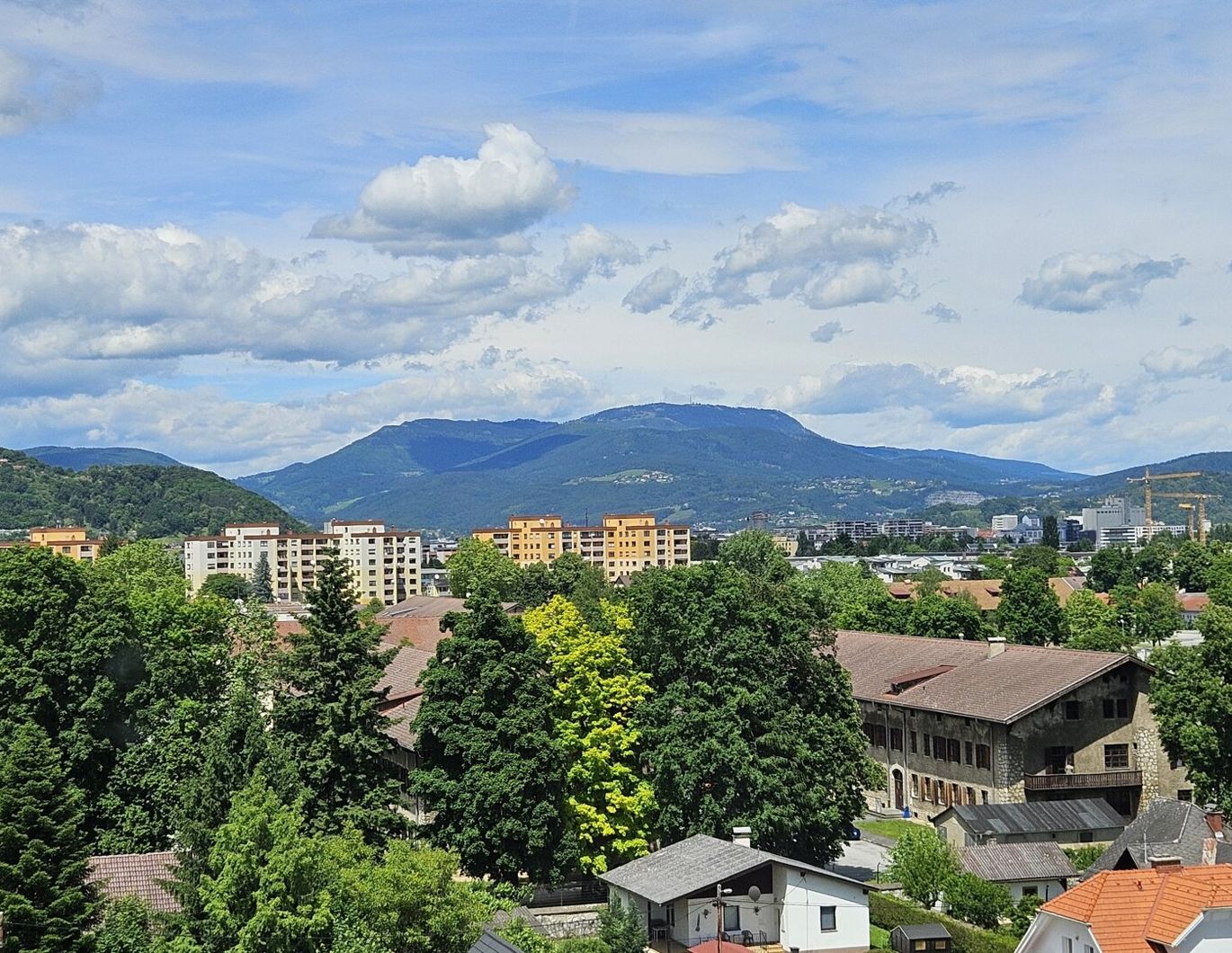 Geräumige 2-Zimmer Wohnung mit traumhaftem Ausblick - Schlossbergblick - Uhrturmblick - Schöckelblick