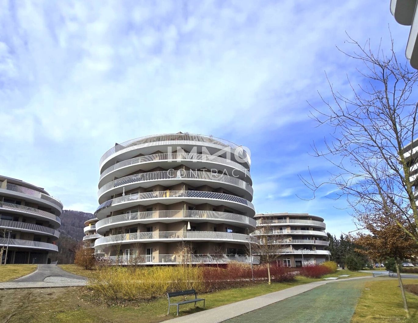 STRASSGANGER Straße 380c : Neuwertige 3 Zimmer- Wohnung mit großem Balkon - Straßganger Straße 380 c - Top 34c