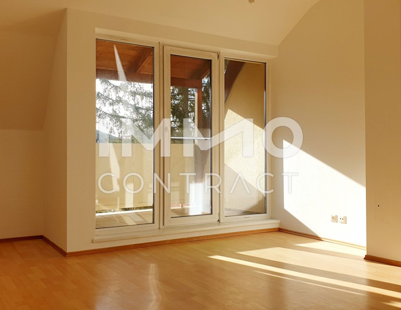 ++NEUER PREIS++ 2 Zimmer im Zentrum, Dachterrasse & Garage