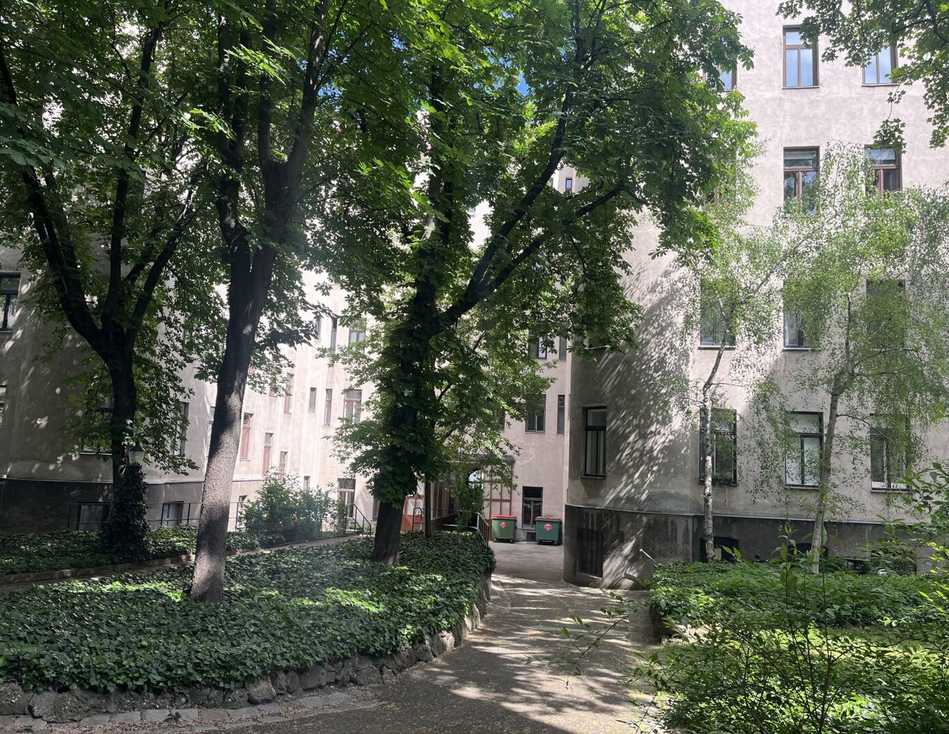Exklusives Wohnen im Weyringerhof mit Parkblick