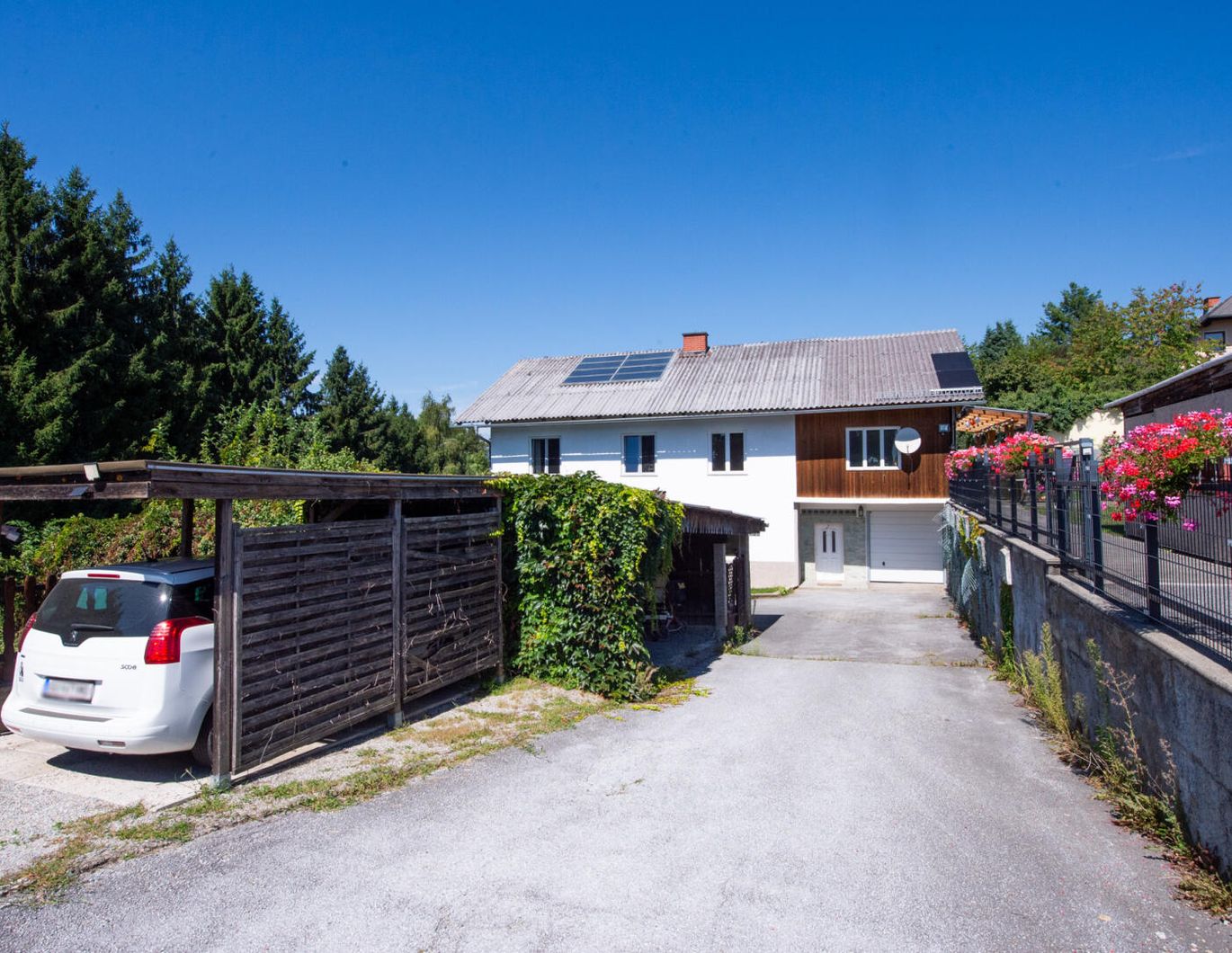 Großzügiges 1-2 Familienhaus in Bestlage - Laßnitzhöhe - Graz