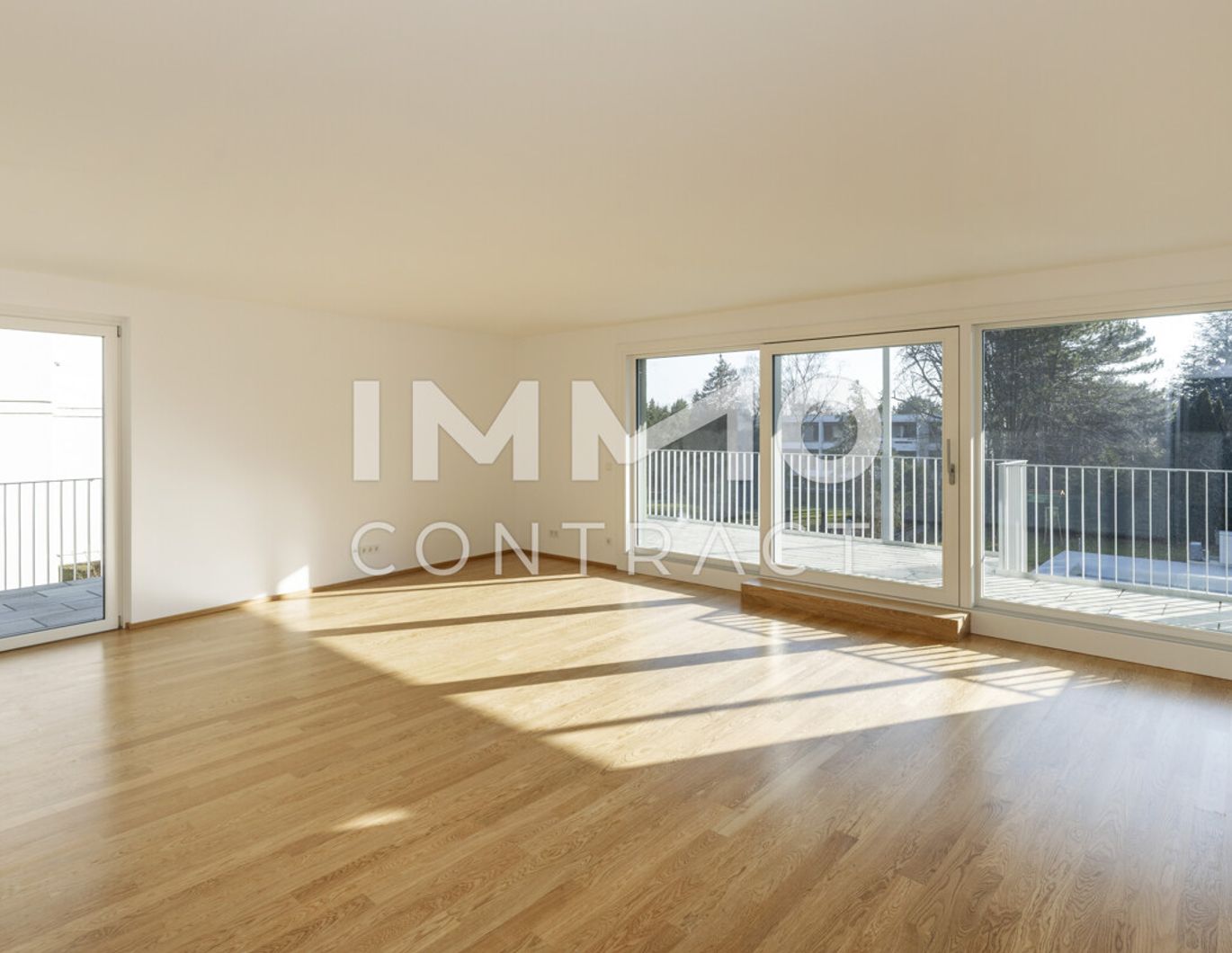 Luxuriöse DG Wohnung ohne Dachschrägen und 3 Terrassen! Grüne Ruhelage in den Weinbergen!