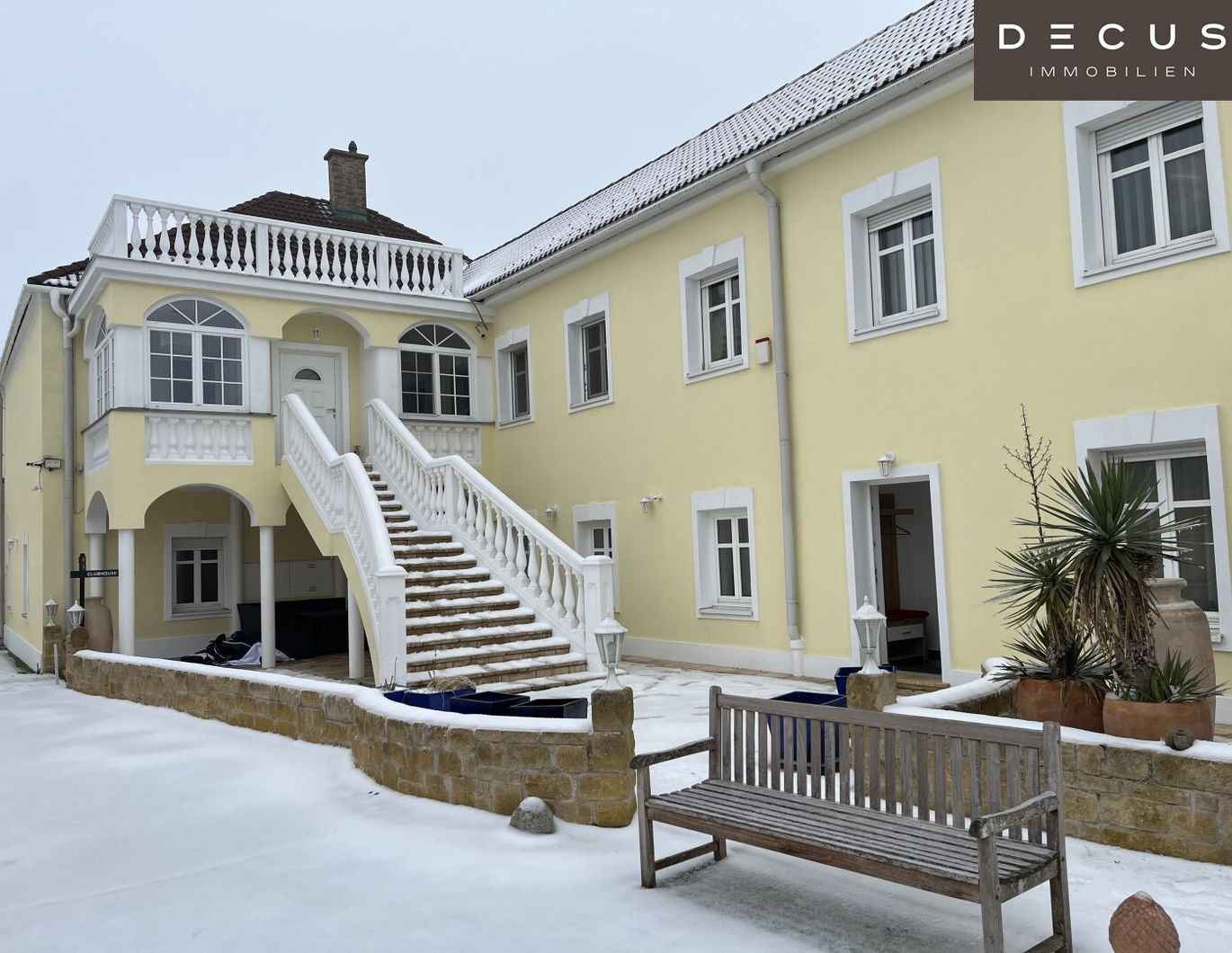 | UNVERMIETETES RENDITEOBJEKT | 1 HAUPTWOHNUNG | 2 NEBENWOHNUNGEN | BÜRO