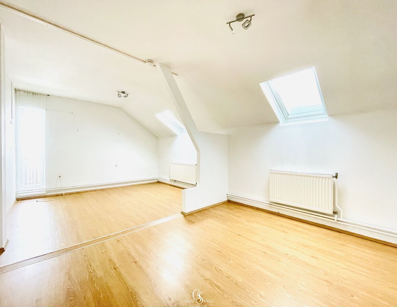 Gemütliche 3-Zimmer-Wohnung mit Balkon, 2 Parkplätzen & großem Gemeinschaftsgarten!