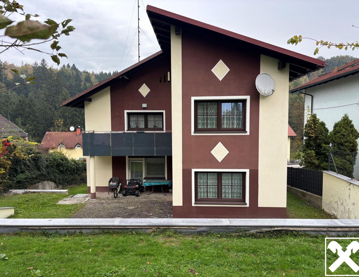 Zwei Familien, ein Zuhause - Platz für Generationen