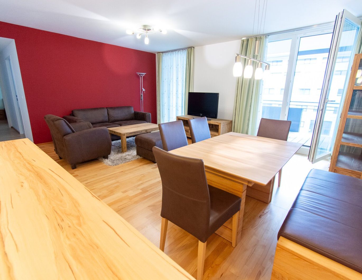 SONNIGE 3-ZIMMER-WOHNUNG MIT SÜD-WEST-BALKON - DIREKT AN DER U2 ASPERNSTRAßE