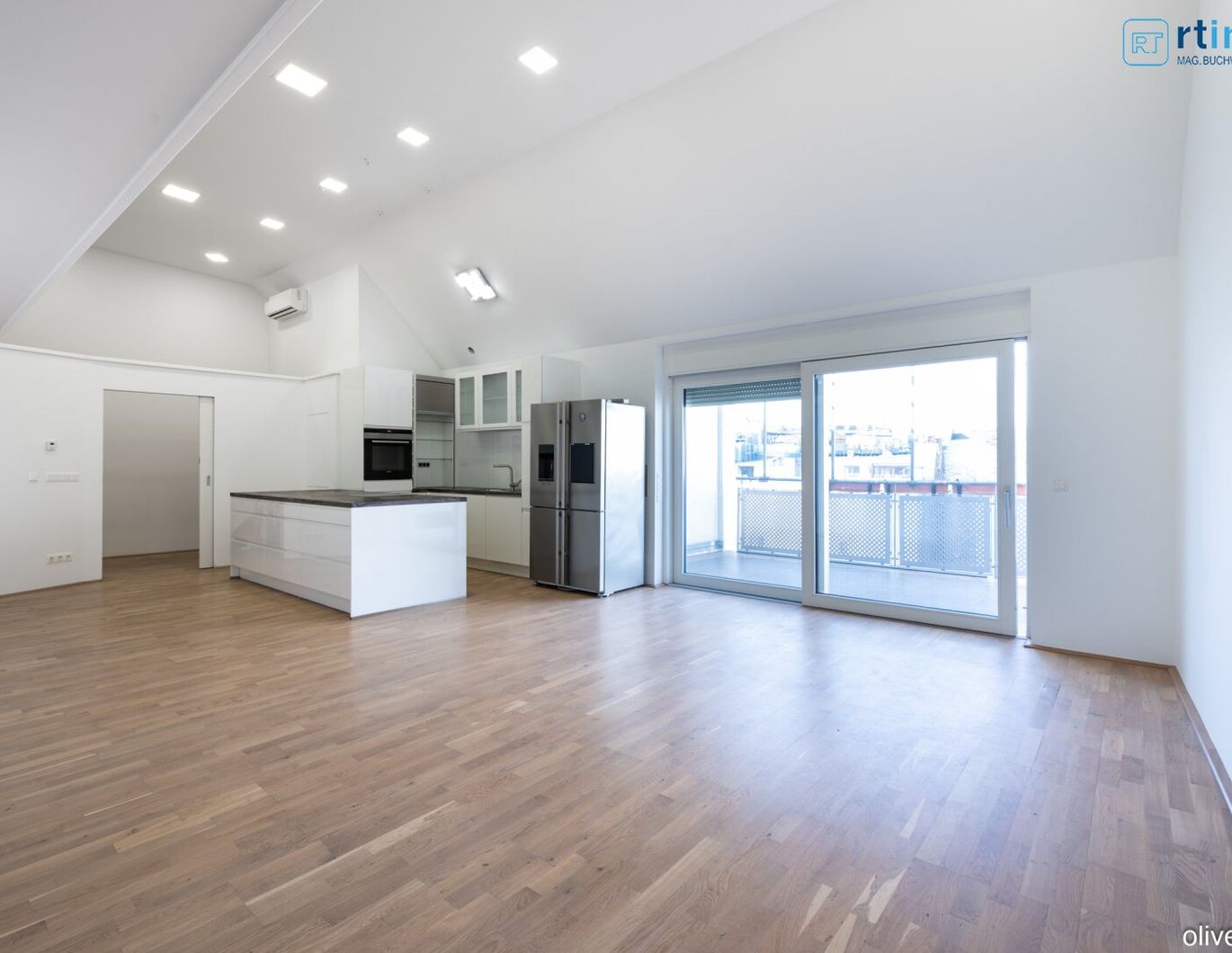 KLIMATISIERTE DACHTERRASSENWOHNUNG 4-Zimmer Nähe Schloss Belvedere