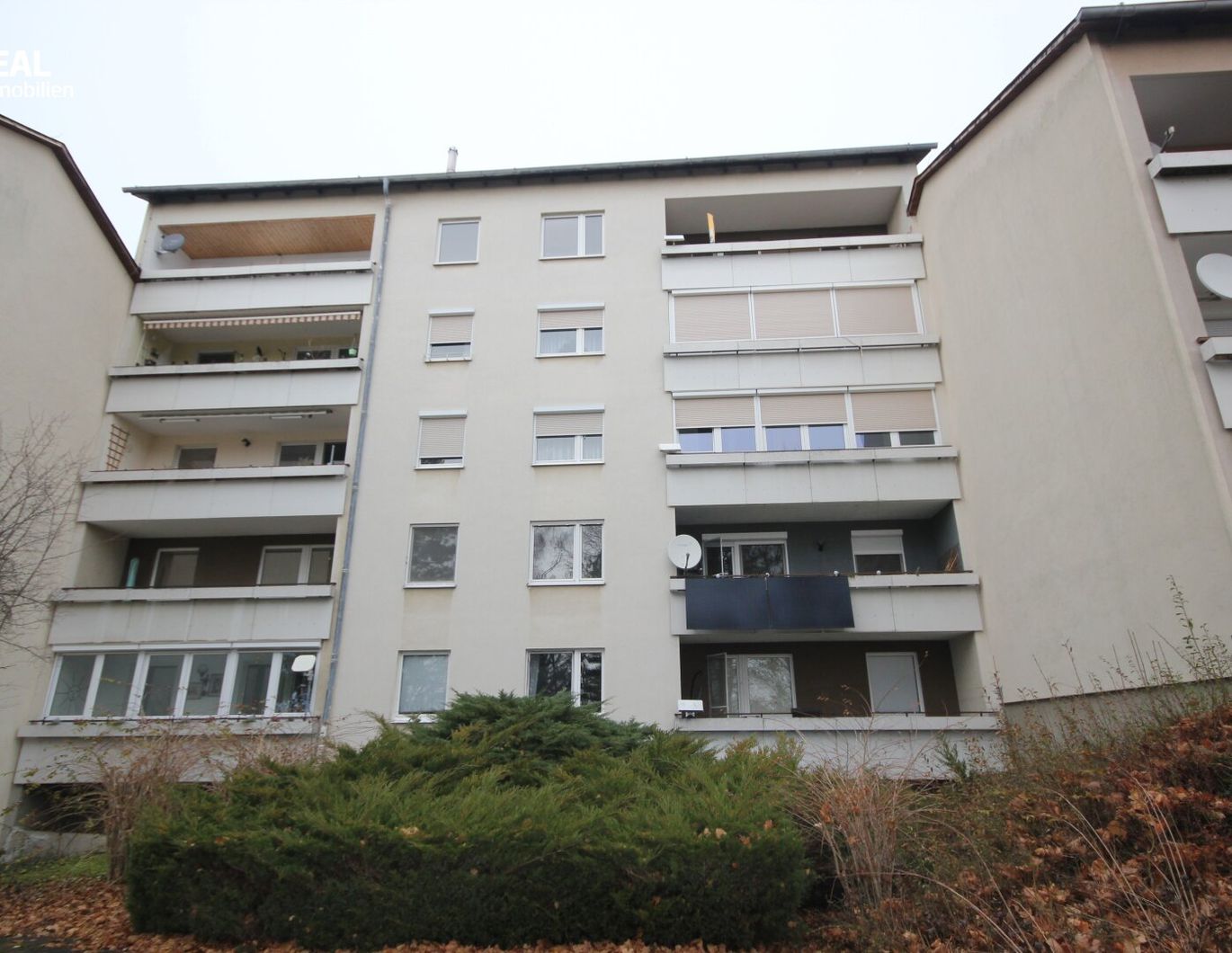 Ruhige 3-Zimmer-Wohnung mit großer Süd-Loggia und Weitblick