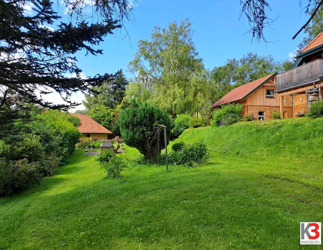 Drei Landhäuser-RUHE und ERHOLUNG garantiert auf 1150 Meter Meereshöhe mit Zweitwohnsitzgenehmigung und Jagdmöglichkeit
