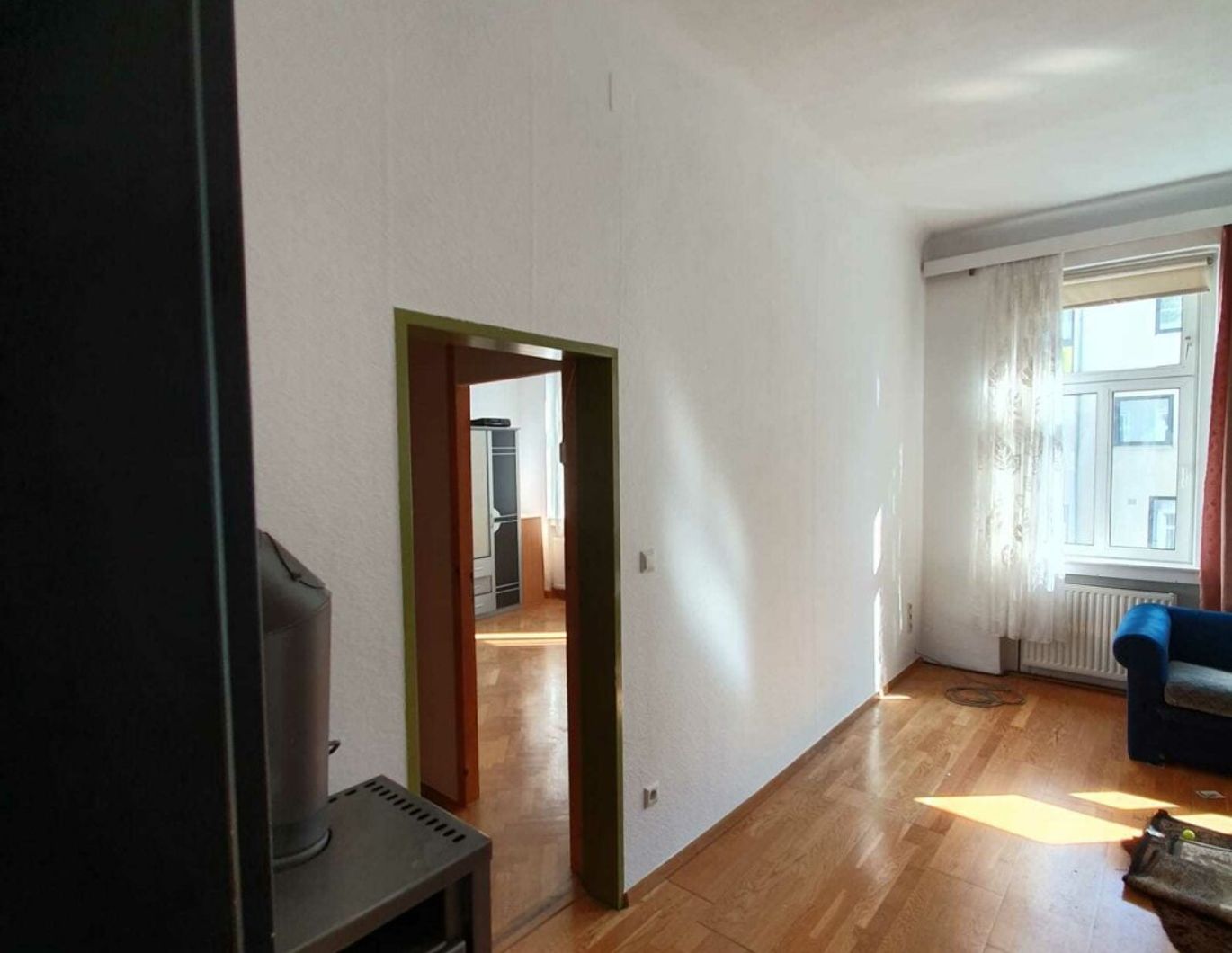 Befristet vermietete Wohnung mit Balkon in perfekter Lage bei der U4