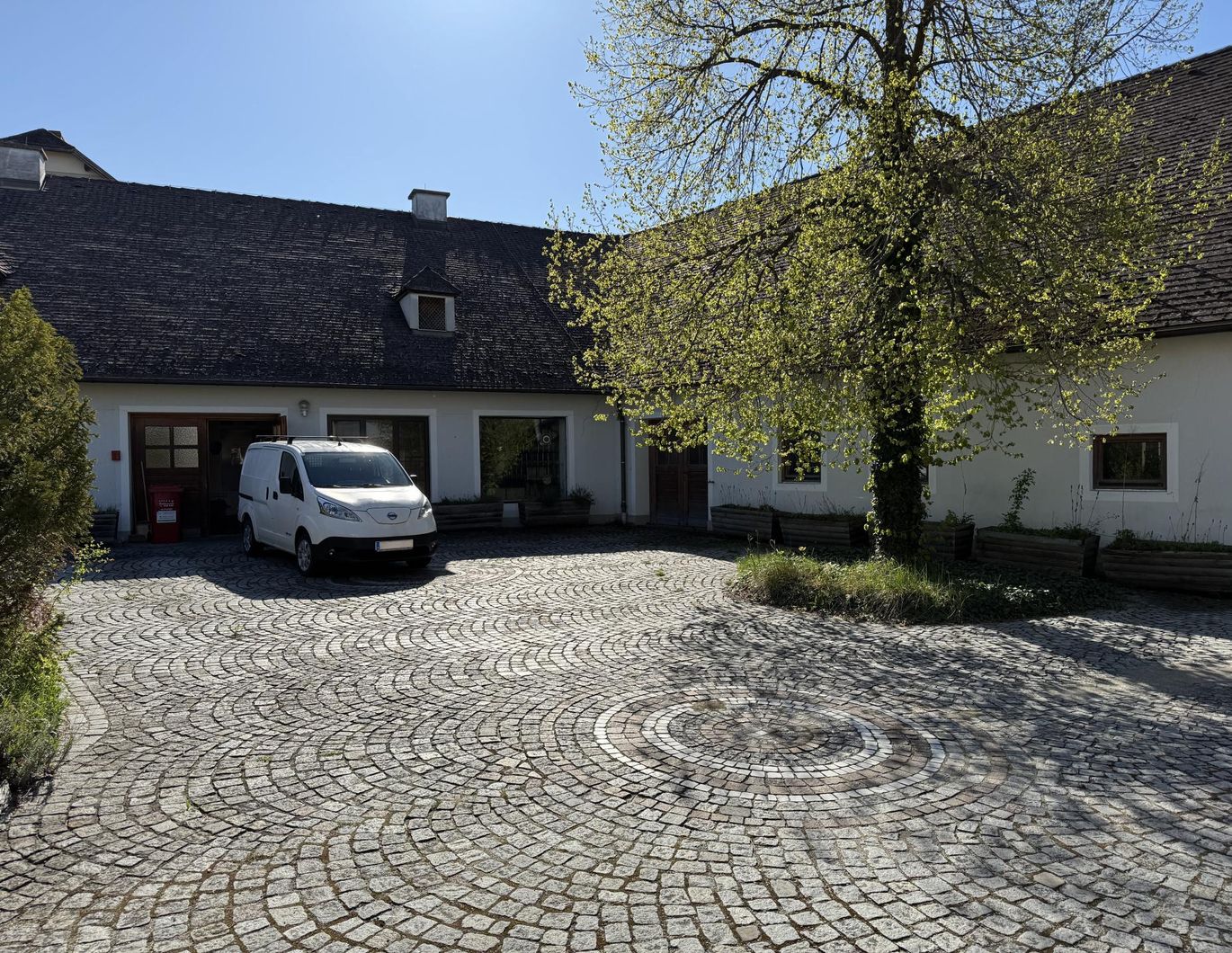 Landhof in Ortslage - Karlstein