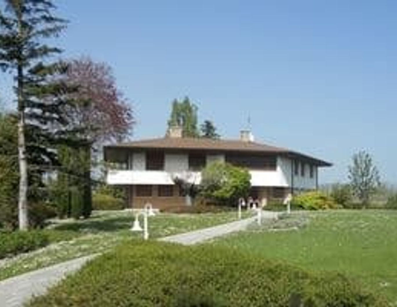 VILLA IN BUTTRIO
