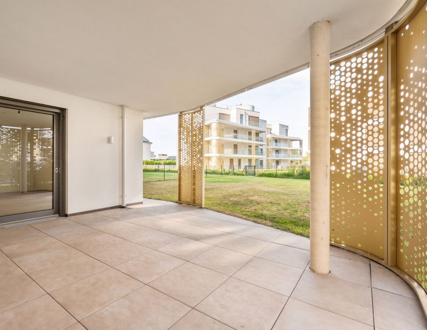 Wohn(T)raum am Wasser: Residenz mit Privatstrand