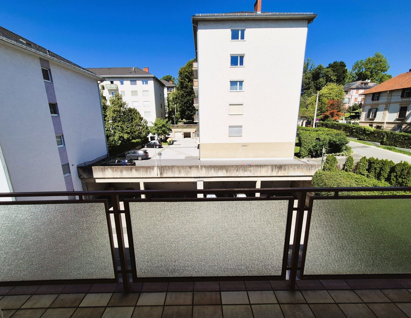 Mietwohnung in Mariatrost - Gepflegte 2-Zimmer-Wohnung mit ca. 65 m² und überdachtem Parkplatz!