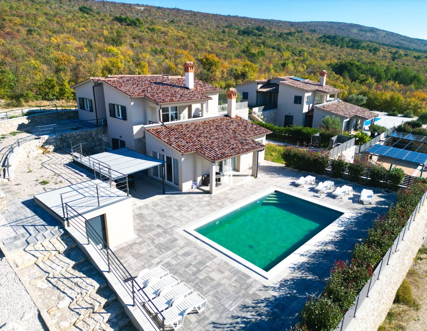 Doppeltes Urlaubsparadies an der Adriaküste - Ihr Mehrfamilienhaus in Istrien!