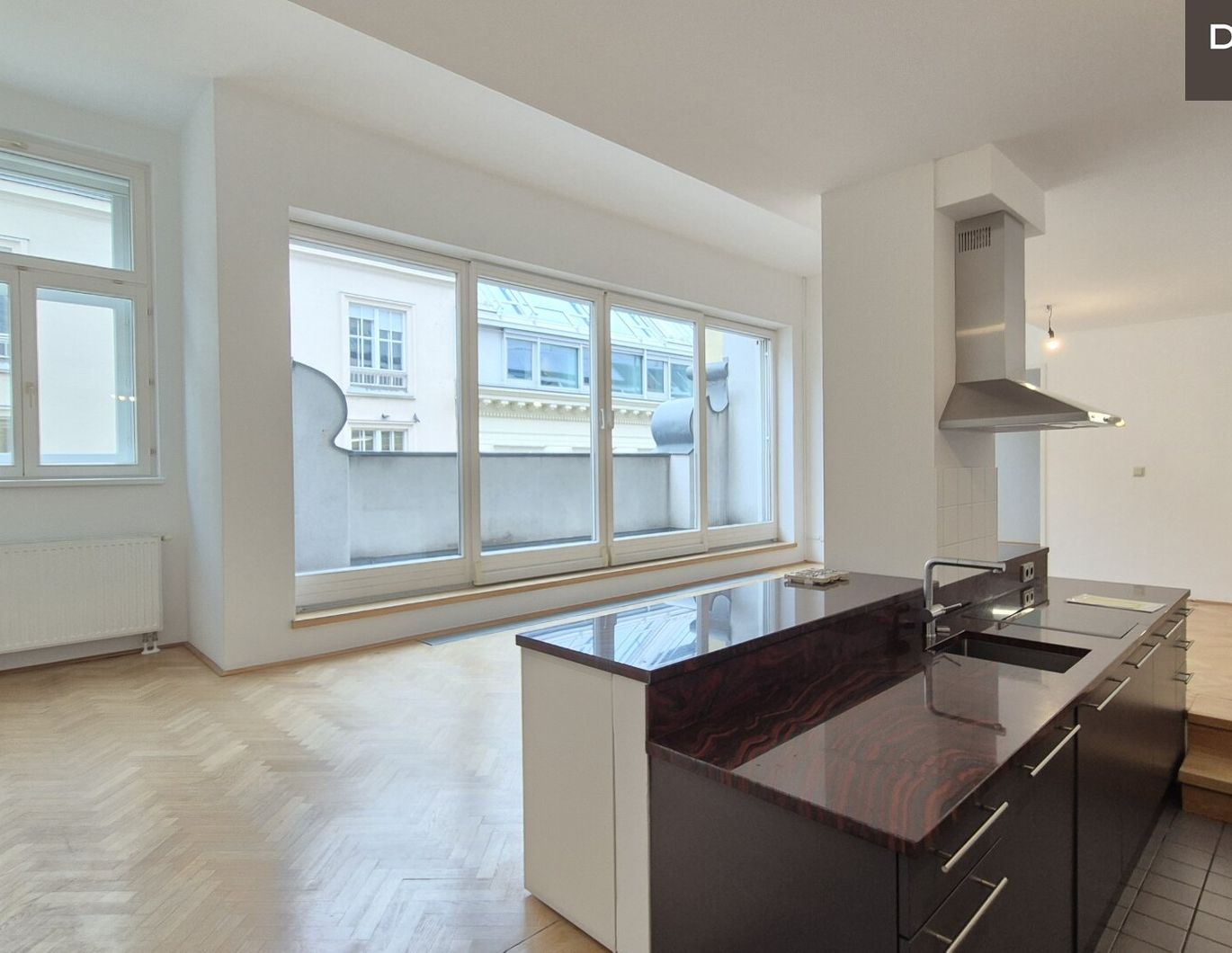 | PRIME LAGE | 3 ZIMMER | GROSSZÜGIGE RÄUME | LICHTDURCHFLUTET |