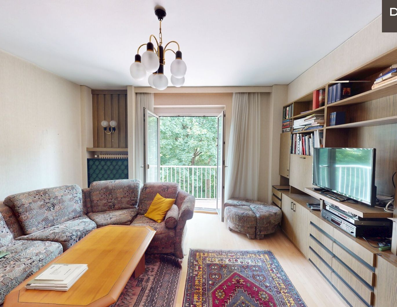 | PROVISIONSFREI BIS ENDE DES JAHRES | BALKON INS GRÜNE | SANIERUNGSBEDARF |