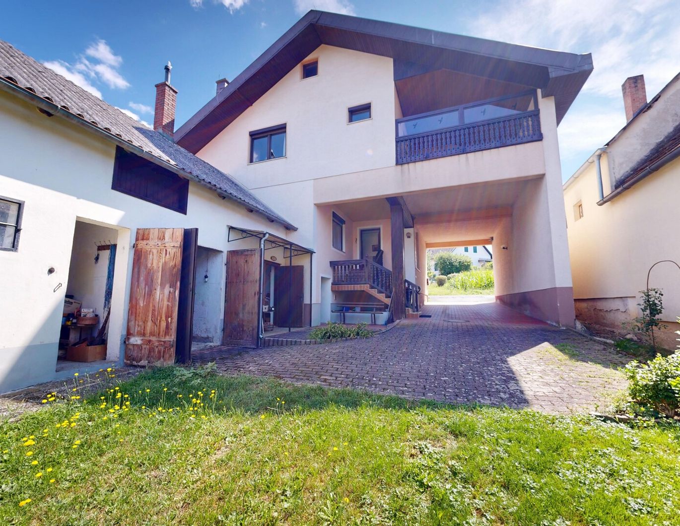 Geräumiges Mehrfamilienhaus mit neuem Heizsystem in Güttenbach: Samt Garten und viel Lagerfläche!