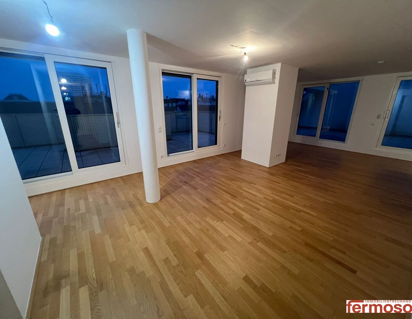 Exklusive 4-Zimmer-DG-Wohnung in 1160 Wien mit Balkon und Terrasse