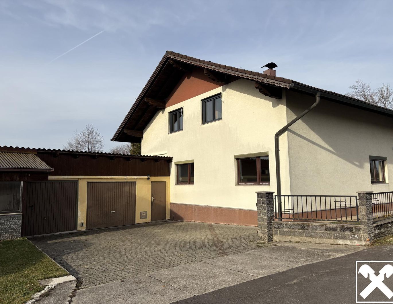 Wohnhaus - Flexibel als Familienheim oder mit 2 Wohneinheiten