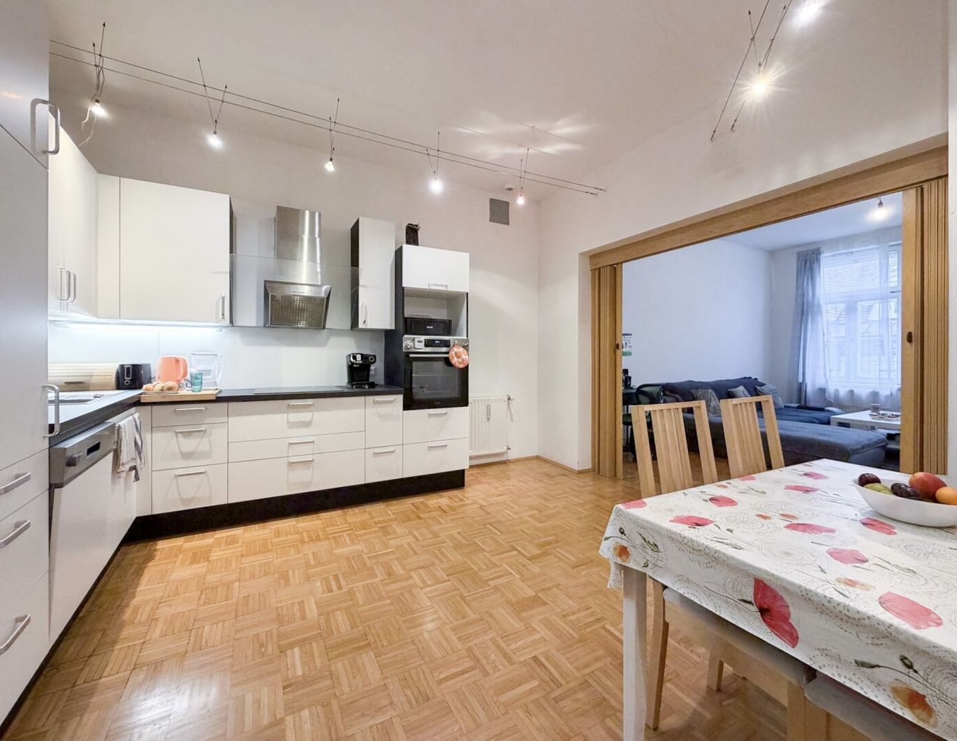 ZENTRAL & RUHIG - Helle 3-Zimmer-Wohnung Nähe Jakominiplatz