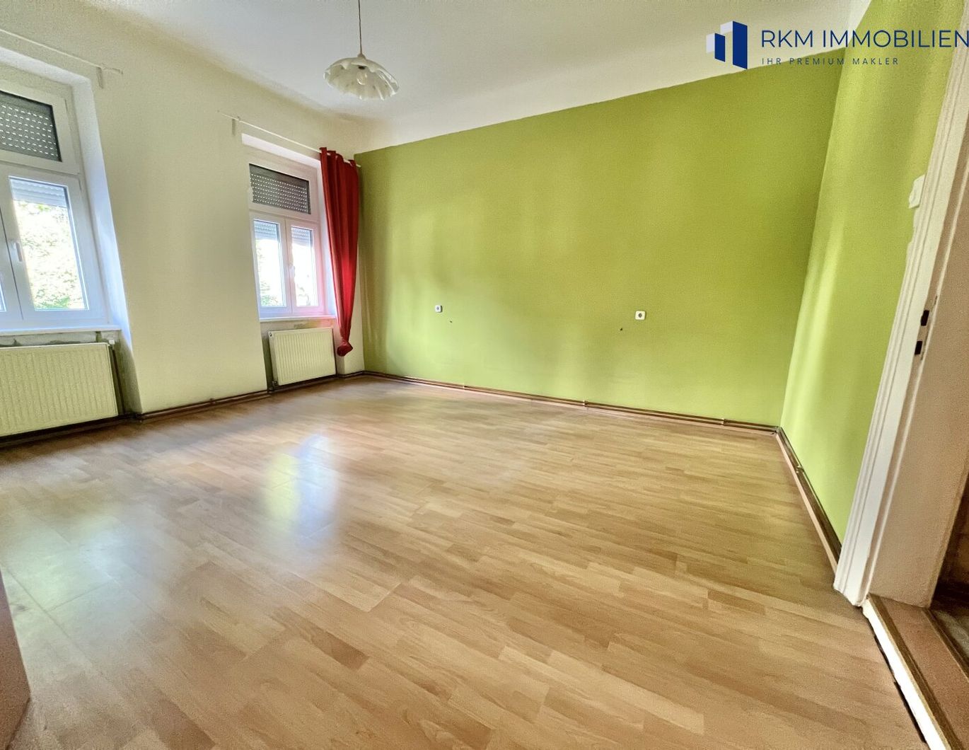 Sanierungsbedürftige 3-Zimmer-Wohnung in Ruhelage zum TOP Preis !