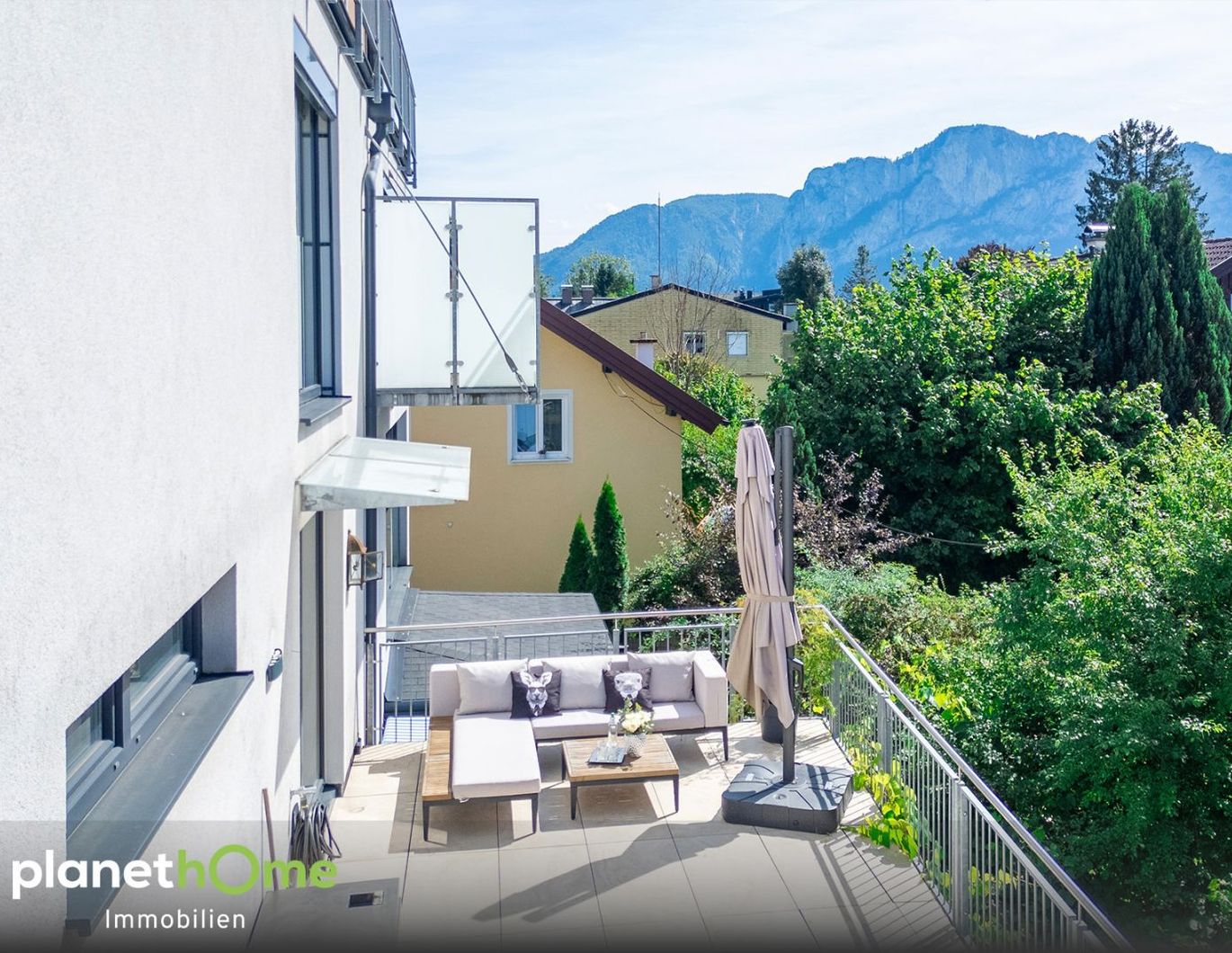 Exklusives Terrassenjuwel im Zentrum mit Garage!