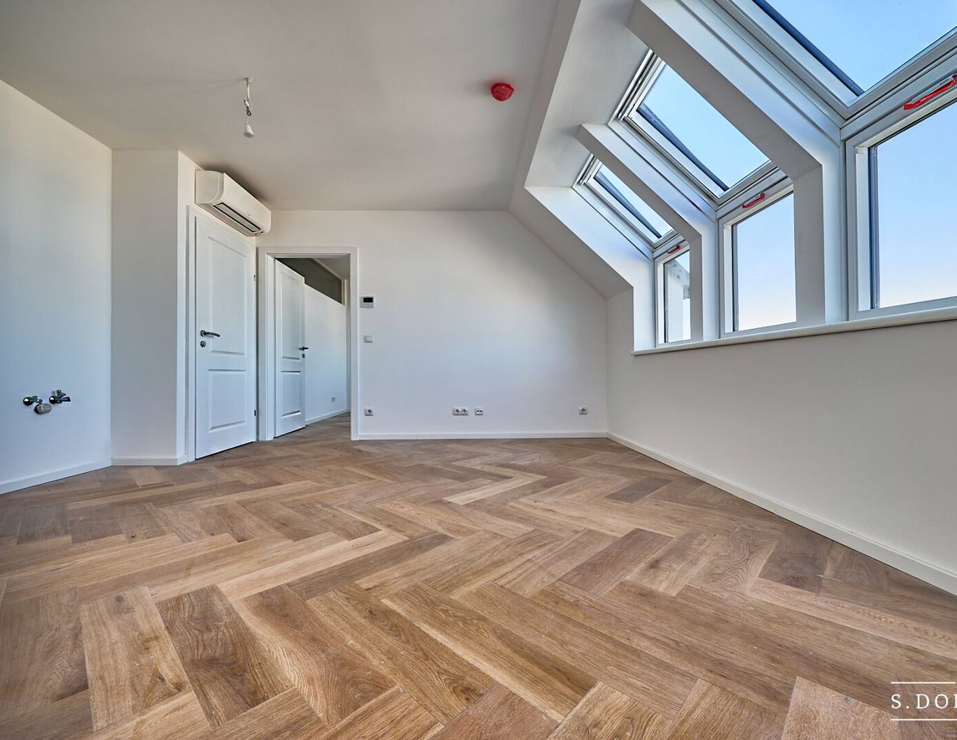 NEU! ++ BEZUGSFERTIG ++ 4 EXKLUSIVE DACHGESCHOSSWOHNUNGEN ++ EIGENTUM ++ 1180 WIEN ++