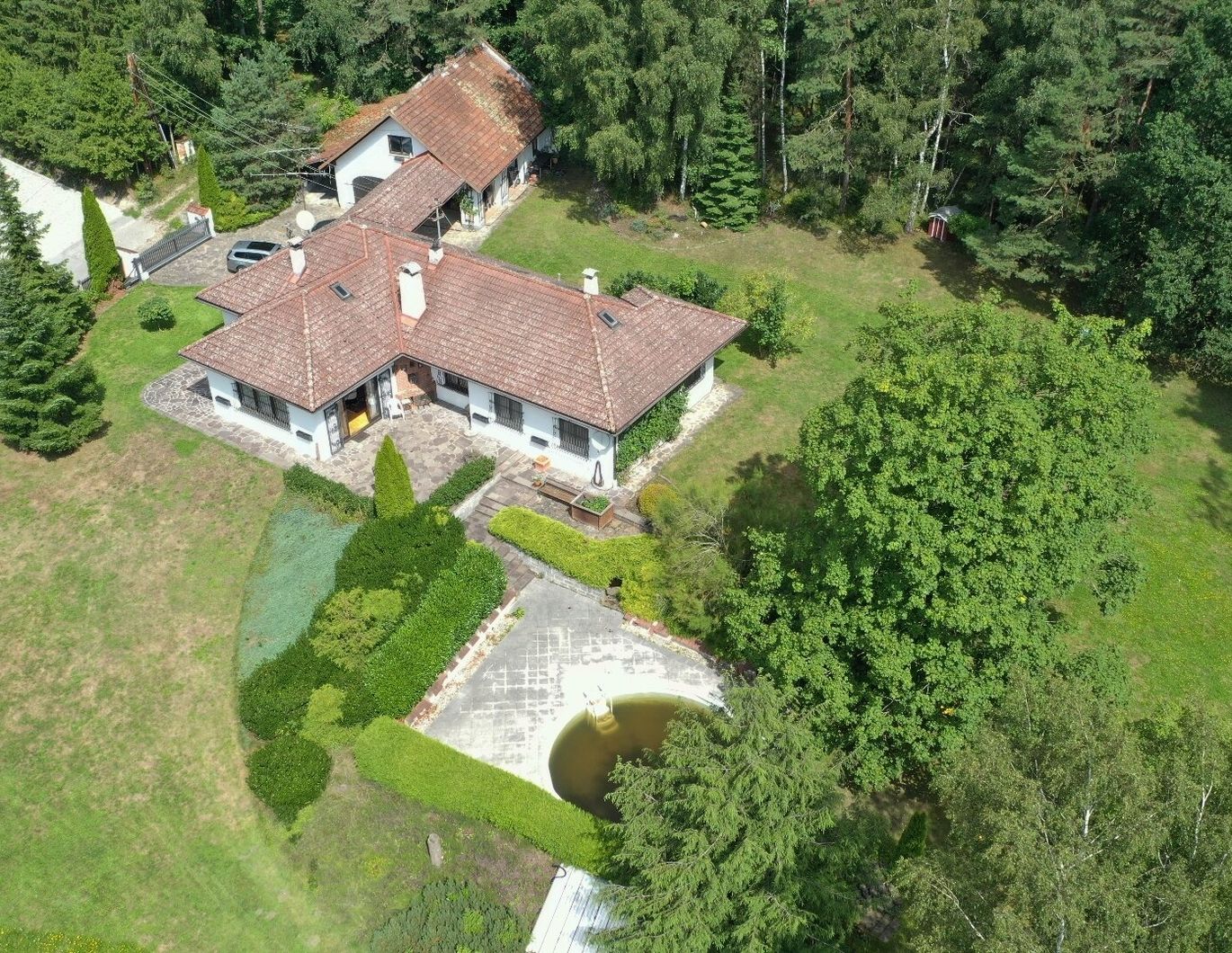 Rustikales Landhaus mit parkähnlichem Garten I Traumhafter Fernblick