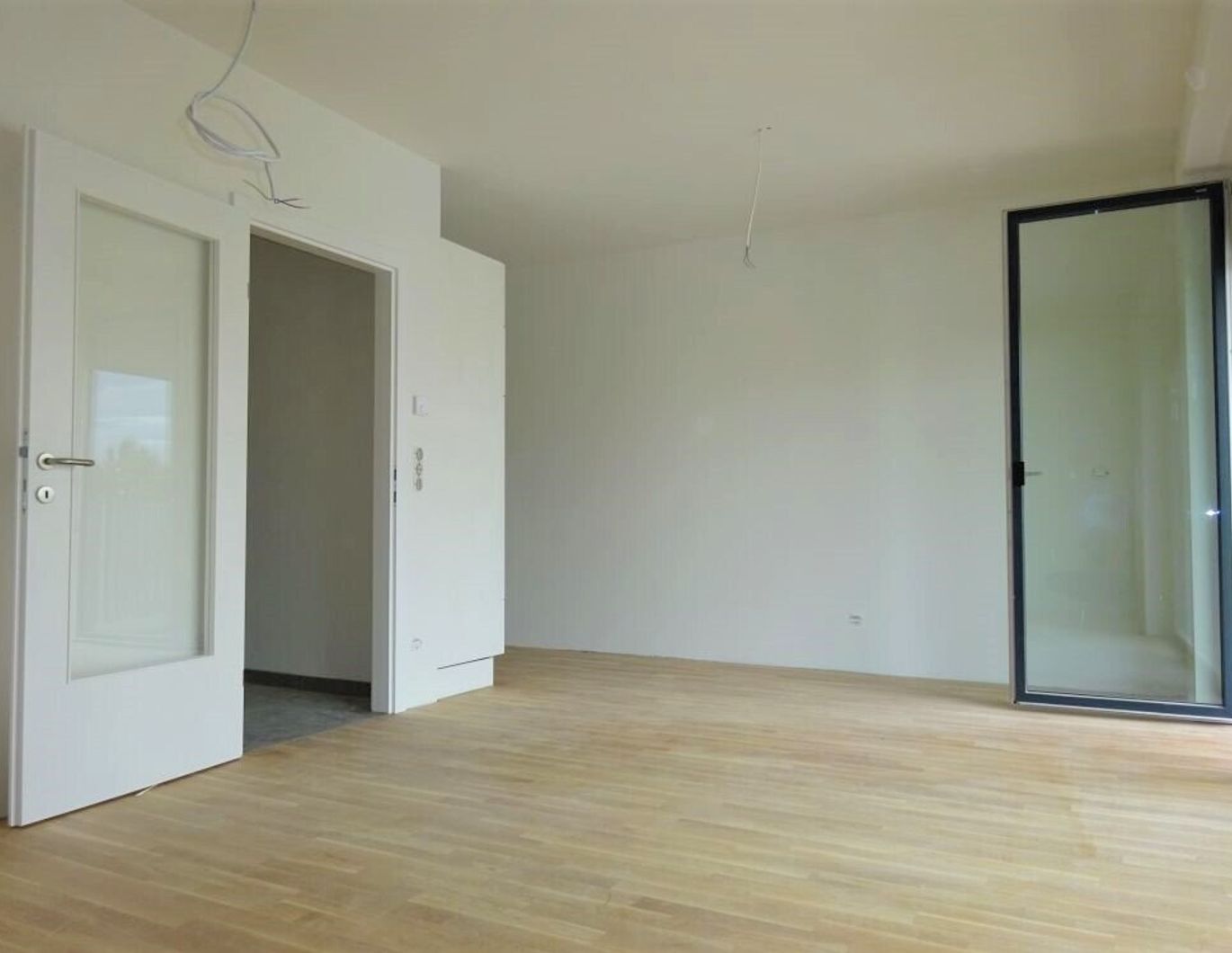 Schöne, helle 3-Zimmer-Wohnung mit Balkon und KFZ-Tiefgaragenabstellplatz in guter Lage - Provisionfrei!