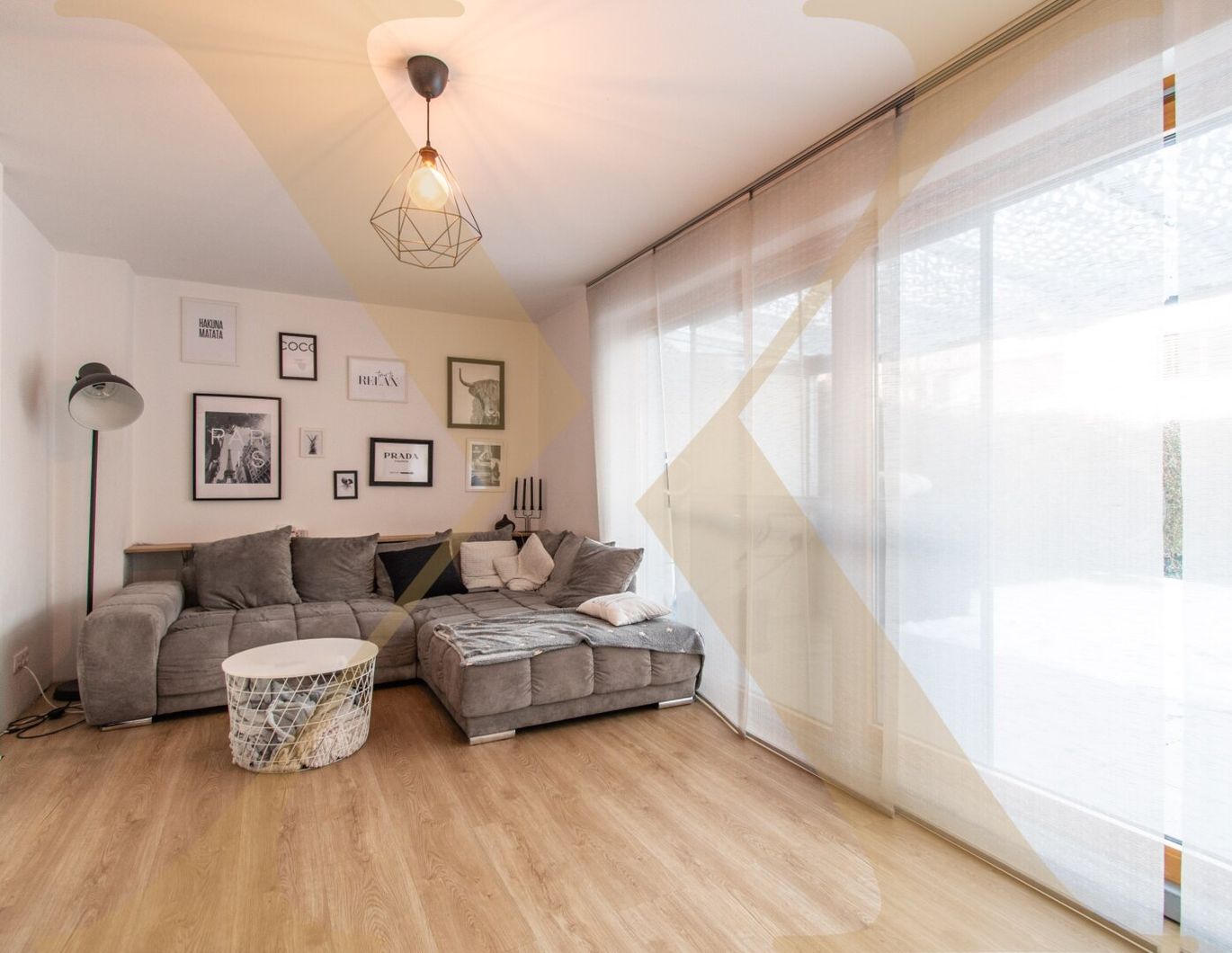 Eckreihenhaus mit sonnigem Eigengarten und Tiefgaragenparkplatz in Linz/St. Magdalena zu vermieten!