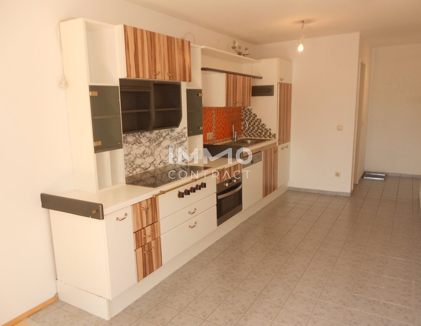 Gemütliche 2-Zimmer Wohnung mit kleiner Terrasse am Stadtplatz 16,