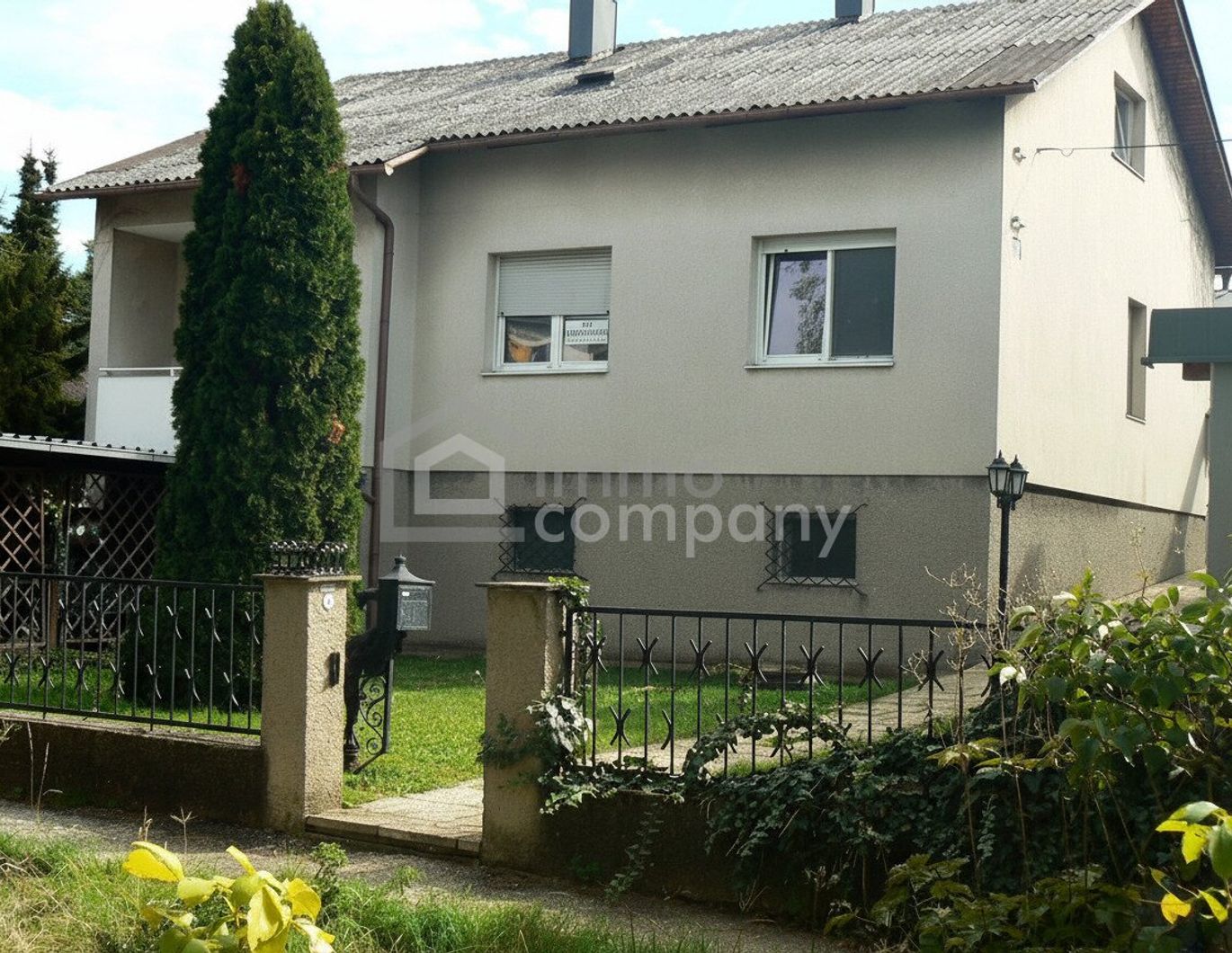 Neusiedl am See - Traumlage - geräumiges Einfamilienhaus mit traumhaftem Innenhof