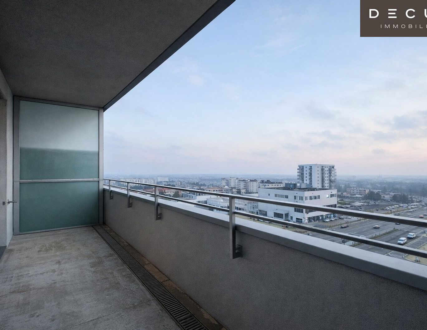 2 ZIMMER | LOGGIA MIT TOLLER AUSSICHT | EINZIEHEN & WOHLFÜHLEN - AB SOFORT VERFÜGBAR | NAHE WIENERBERG