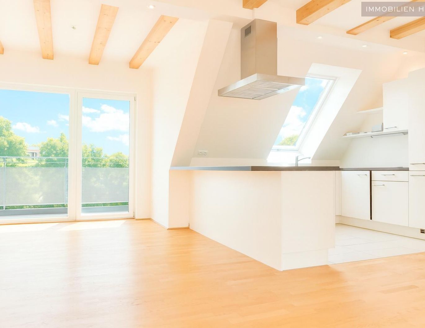 DG-Wohnung mit Traumausstattung und 50m² Dachterrasse - Nähe Karmelitermarkt und 1. Bezirk!!