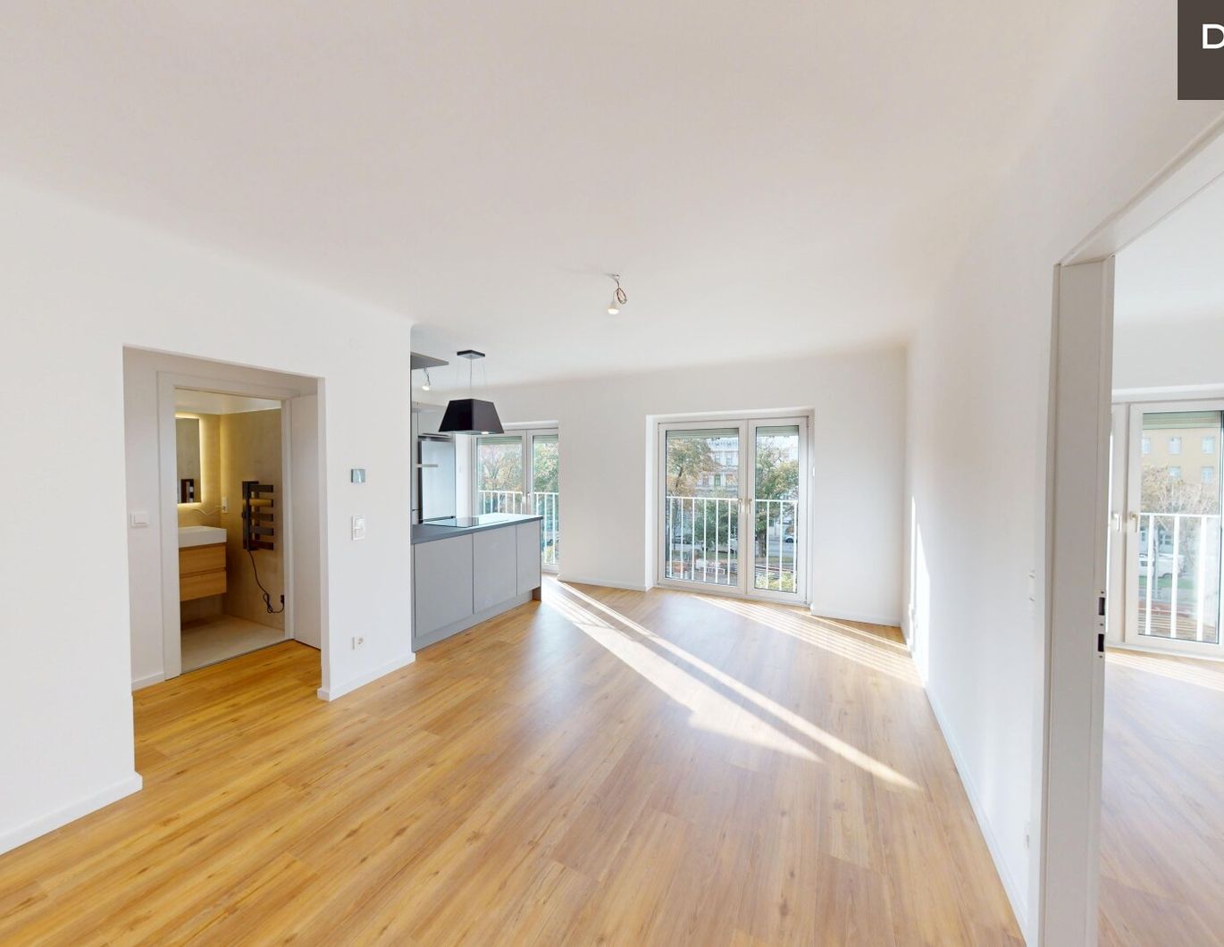 | STILVOLLE NEUBAUWOHNUNG IM 4.STOCK | ERSTBEZUG NACH SANIERUNG | AB DEZEMBER