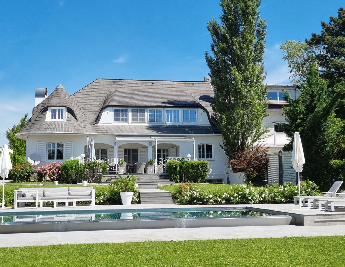 Exklusive Villa in Top-Ruhelage *Direktverkauf / ohne Provision*