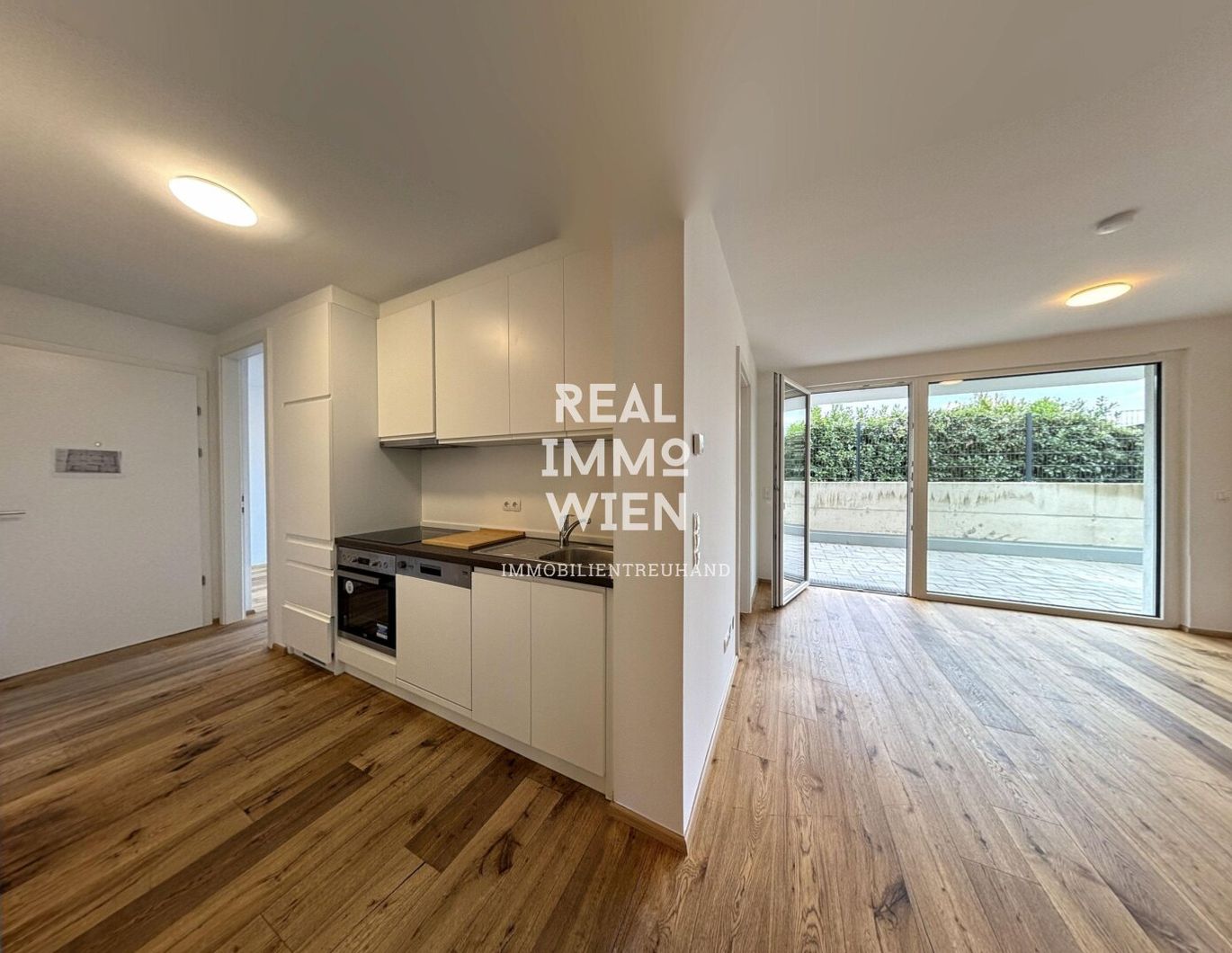 23. Bezirk!!! Zur Vermietung gelangt eine schöne Wohnung mit Terrasse!! 360° Grad Besichtigung!! Nähe U6 PERFEKTASTRAẞE!!